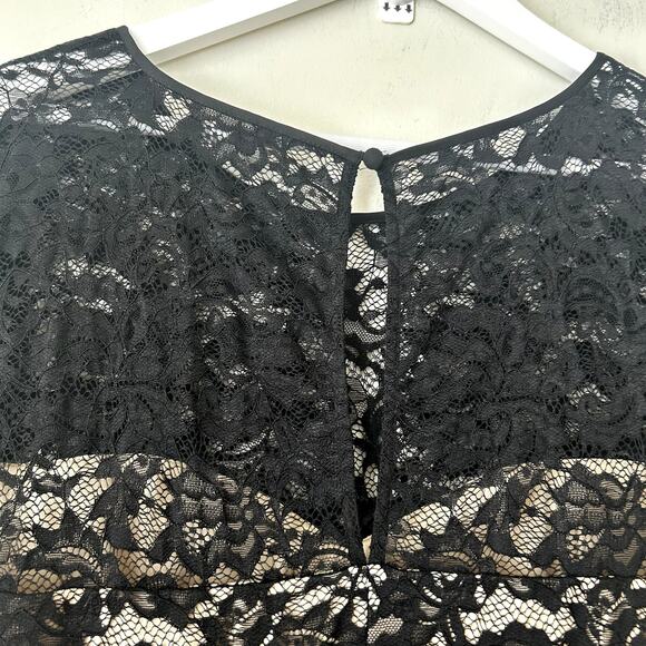 Torrid Black Lace Illusion Neck Skater Dress Size 1X Plus NWT Fit & Flare Party - Picture 7 of 10
